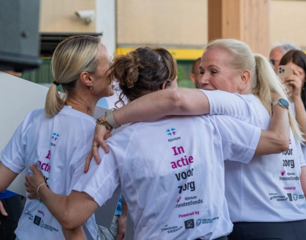 Spica sponsort sportshirts voor het Rijnstate Vriendenfonds