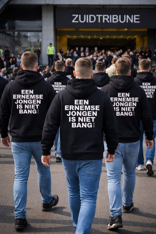 Pre-order nu: Spica hoodie met een Ernemse jongen is niet bang opdruk spijker